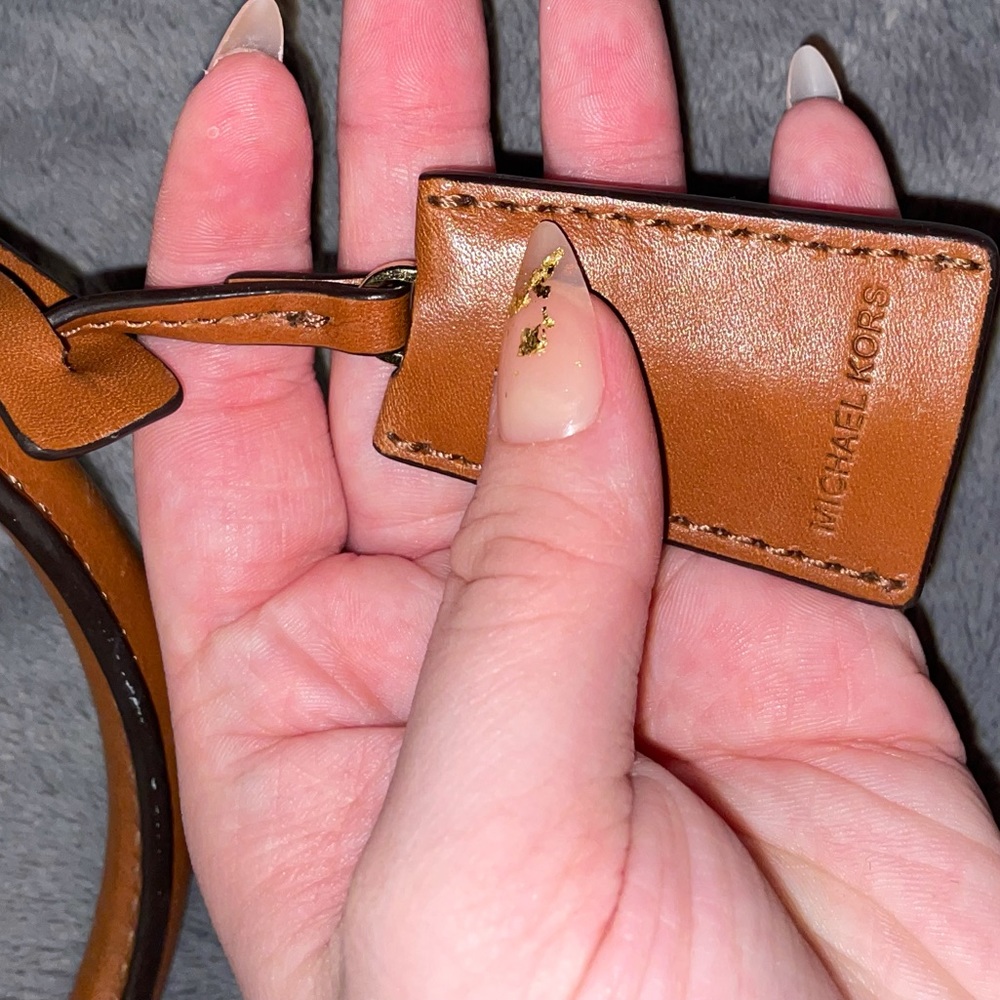 Mk Hamilton - image 2